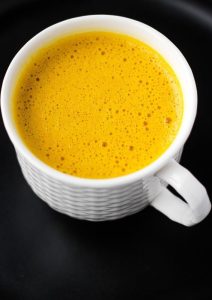 زردچوبه و آب نمک