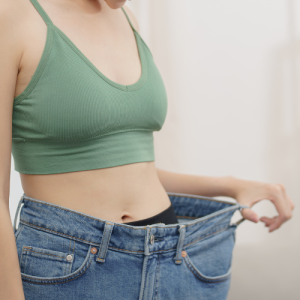 کاهش وزن غیرعادی یکی از اصلی ترین نشانه های پرکاری تیروئید