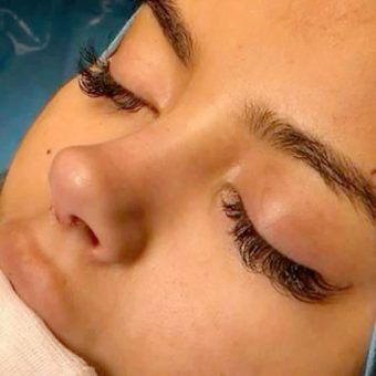 عمل عروسکی بینی